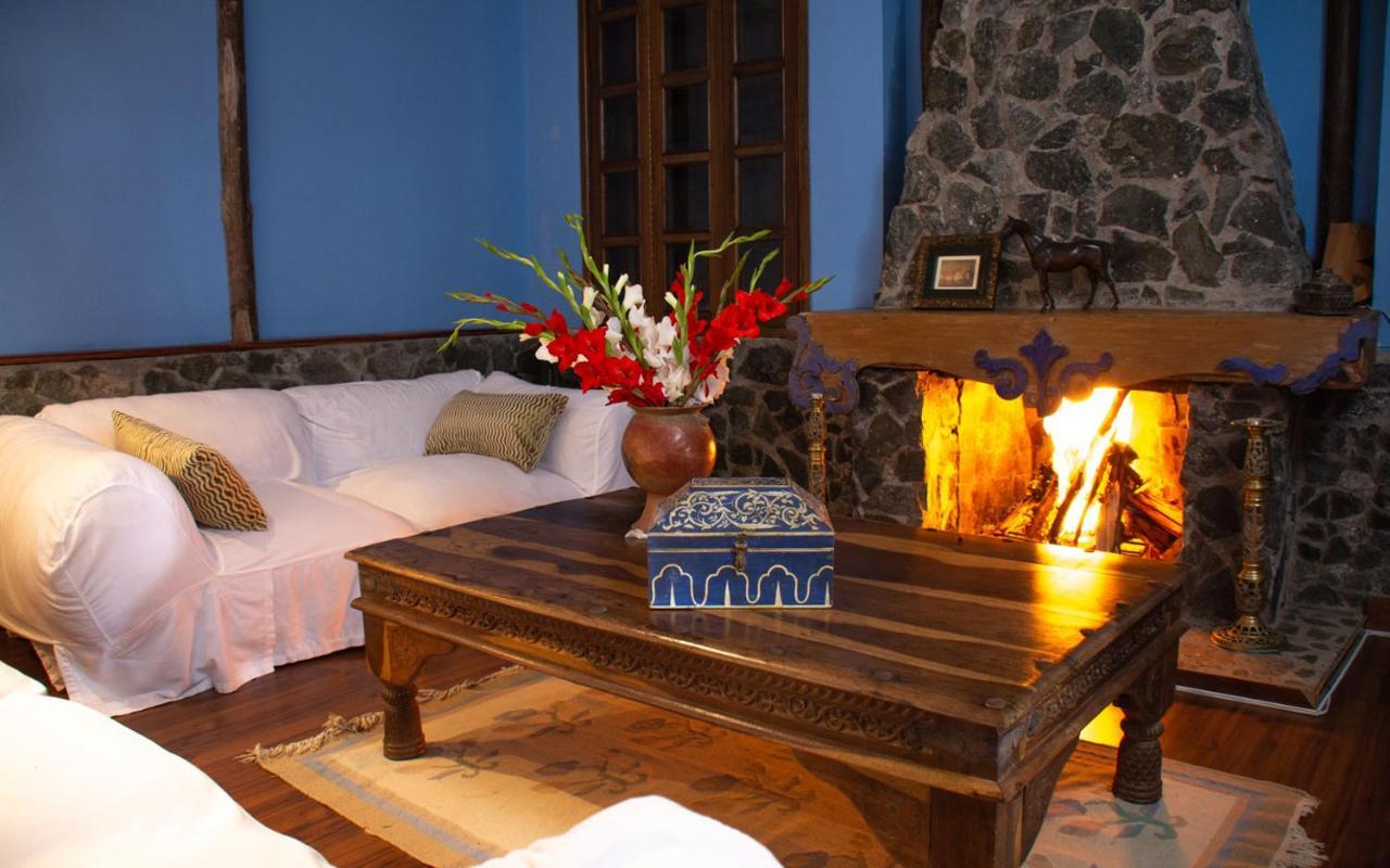Las Mercedes Lodge Cali Exterior photo